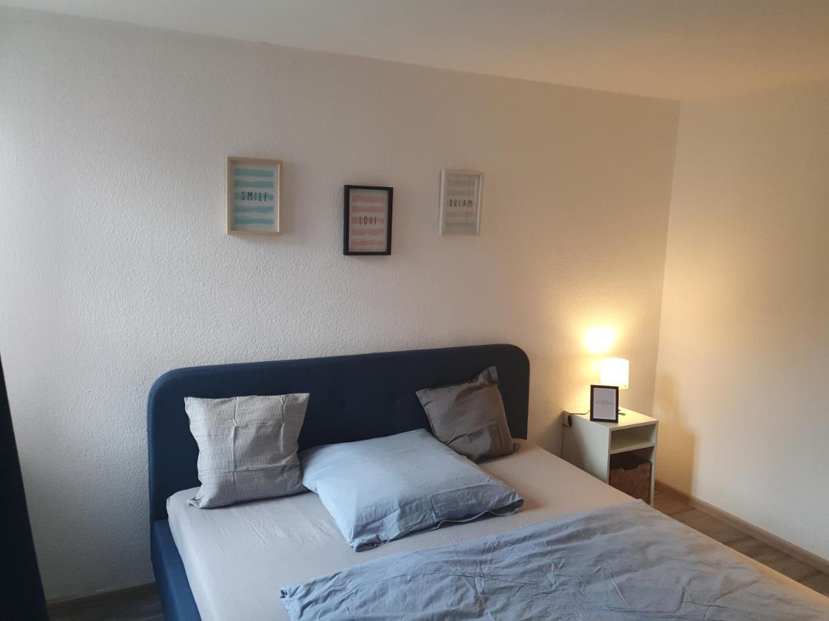 Gemuetliche Wohnung *Zentral* *Netflix* *Parkplatz* バート・ラースフェ エクステリア 写真